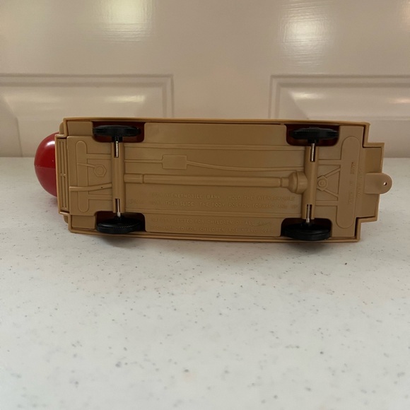 Vintage Oscar Mayer Wiener Mobile Toy Car Bank - Picture 4 of 6